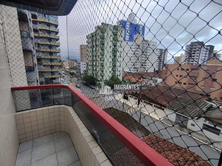 Foto 1 de Apartamento com 2 Quartos à venda, 81m² em Vila Tupi, Praia Grande