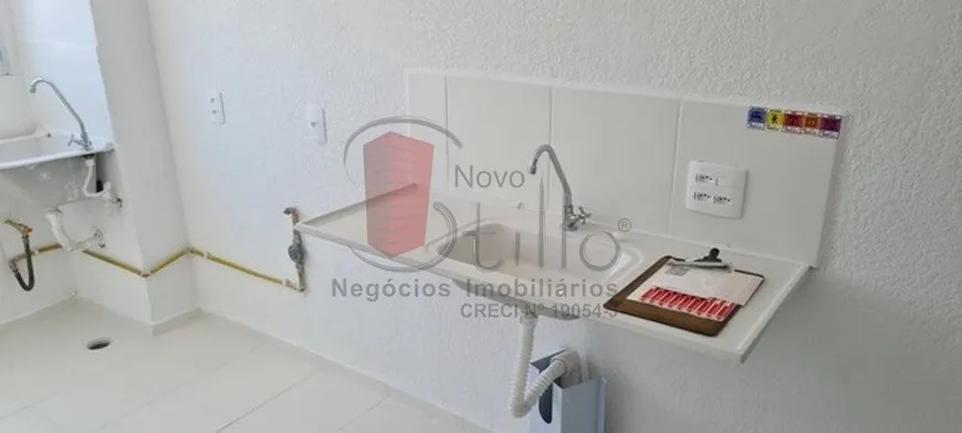 Foto 1 de Apartamento com 2 Quartos à venda, 41m² em Jardim do Lago, São Paulo