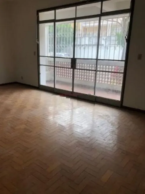 Foto 1 de Casa com 3 Quartos à venda, 423m² em Caiçaras, Belo Horizonte