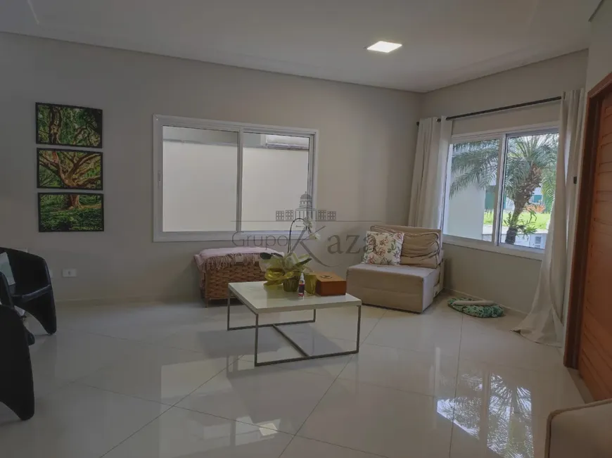 Foto 1 de Casa de Condomínio com 3 Quartos à venda, 231m² em Urbanova, São José dos Campos