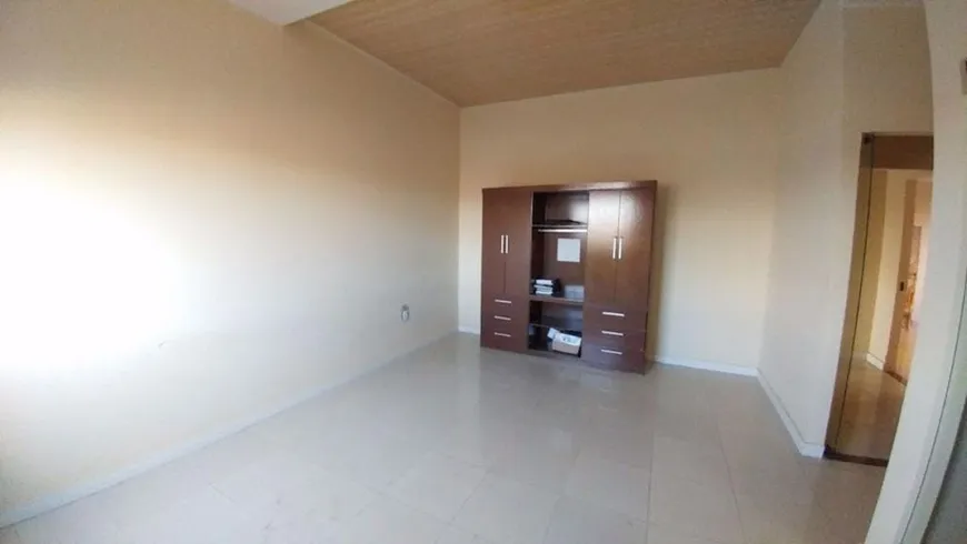 Foto 1 de Casa de Condomínio com 6 Quartos à venda, 200m² em Retiro Natal, São Luís