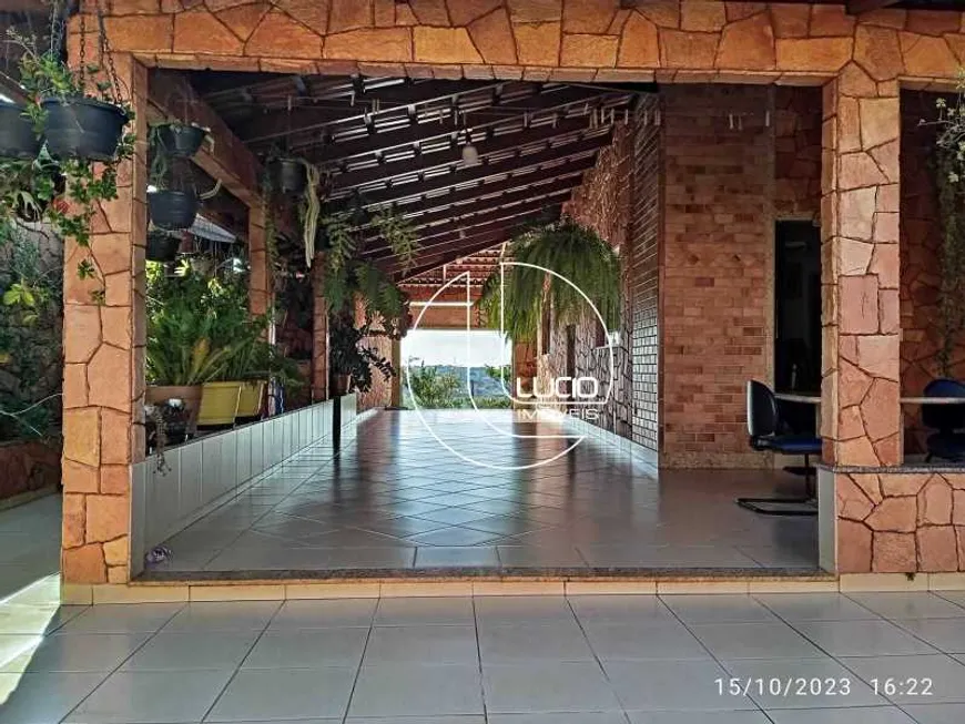 Foto 1 de Casa com 3 Quartos à venda, 258m² em Residencial Itatiaia, Anápolis
