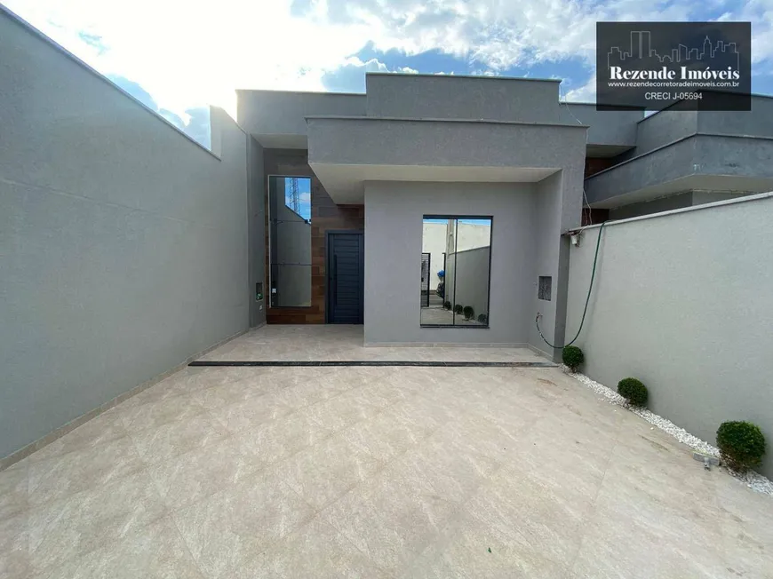 Foto 1 de Casa com 3 Quartos à venda, 80m² em Parque Agari, Paranaguá