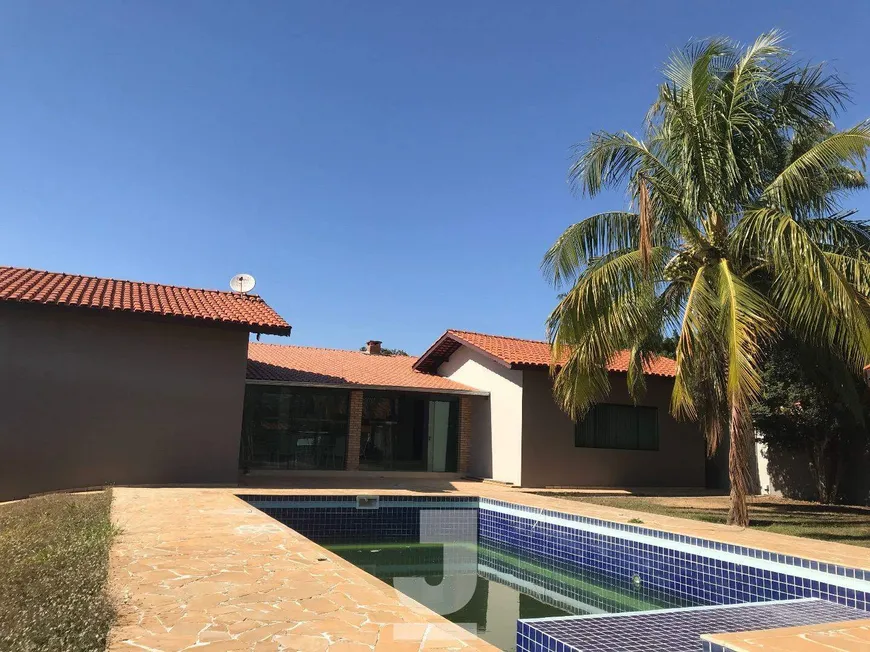 Foto 1 de Casa de Condomínio com 3 Quartos à venda, 400m² em Parque Xangrilá, Campinas