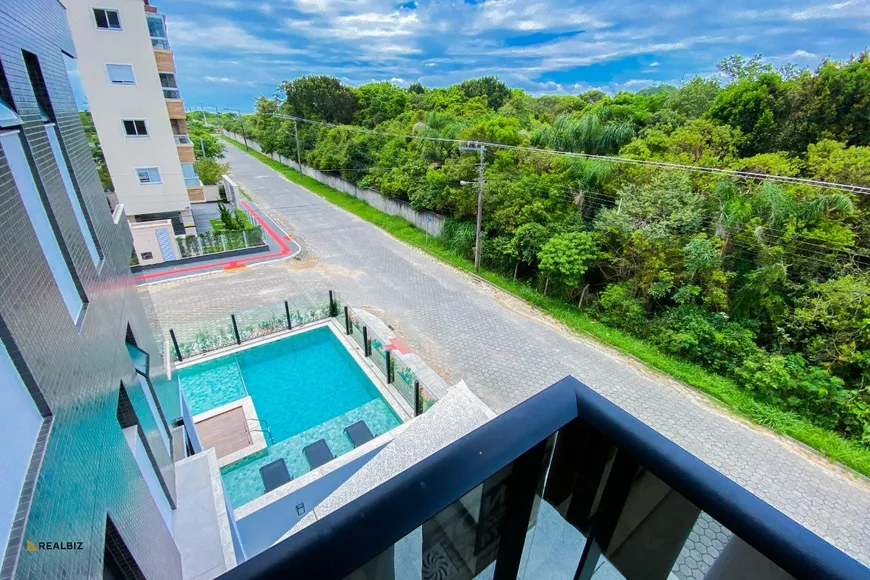 Foto 1 de Apartamento com 2 Quartos à venda, 67m² em Armação, Governador Celso Ramos