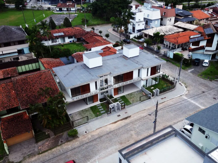 Foto 1 de Casa com 3 Quartos à venda, 175m² em Itacorubi, Florianópolis