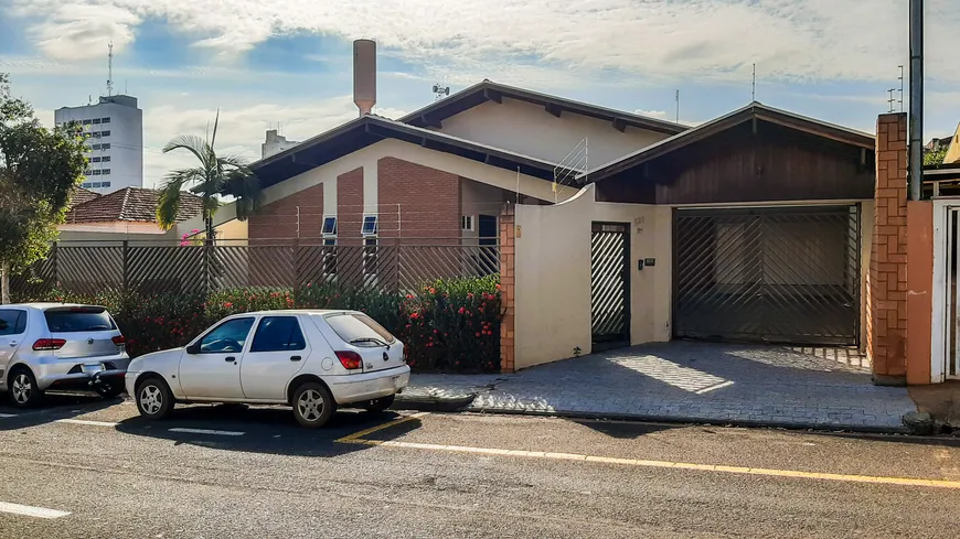 Foto 1 de Casa com 3 Quartos à venda, 450m² em Vila Marin, Votuporanga