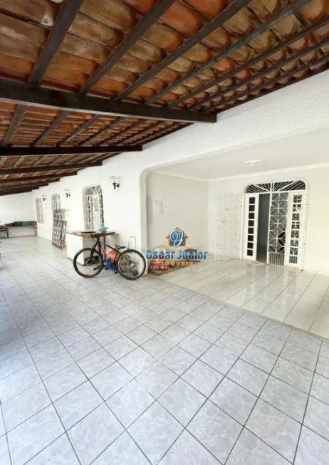 Foto 1 de Casa com 3 Quartos à venda, 206m² em Rodolfo Teófilo, Fortaleza