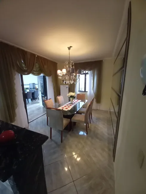 Foto 1 de Casa com 6 Quartos à venda, 310m² em Fundos, Biguaçu