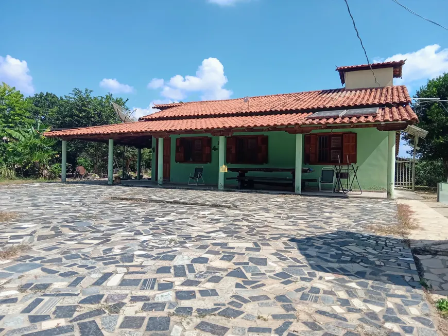 Foto 1 de Fazenda/Sítio com 4 Quartos para alugar, 3000m² em Recreio Tropeiros, Esmeraldas