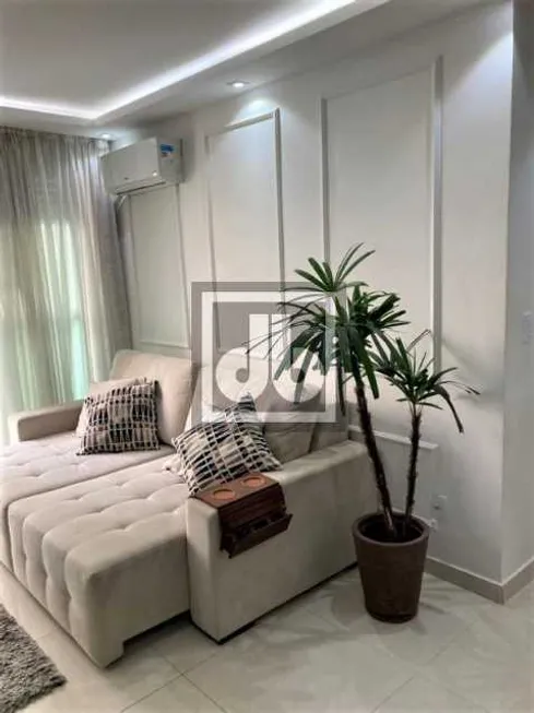 Foto 1 de Apartamento com 1 Quarto à venda, 38m² em Taquara, Rio de Janeiro