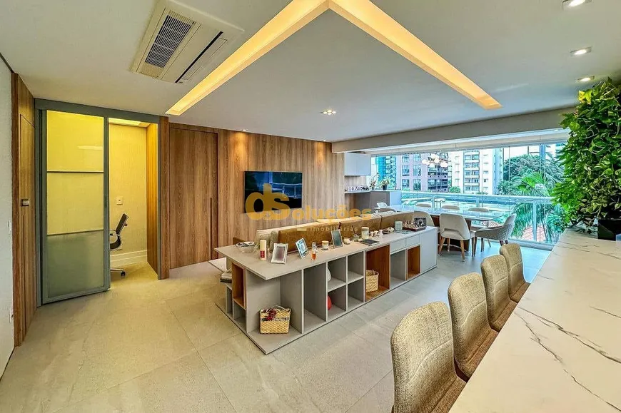 Foto 1 de Apartamento com 2 Quartos à venda, 106m² em Aclimação, São Paulo
