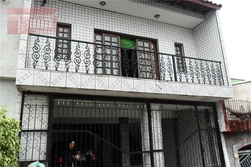Foto 1 de Sobrado com 3 Quartos à venda, 119m² em Jardim Santa Cristina, Santo André