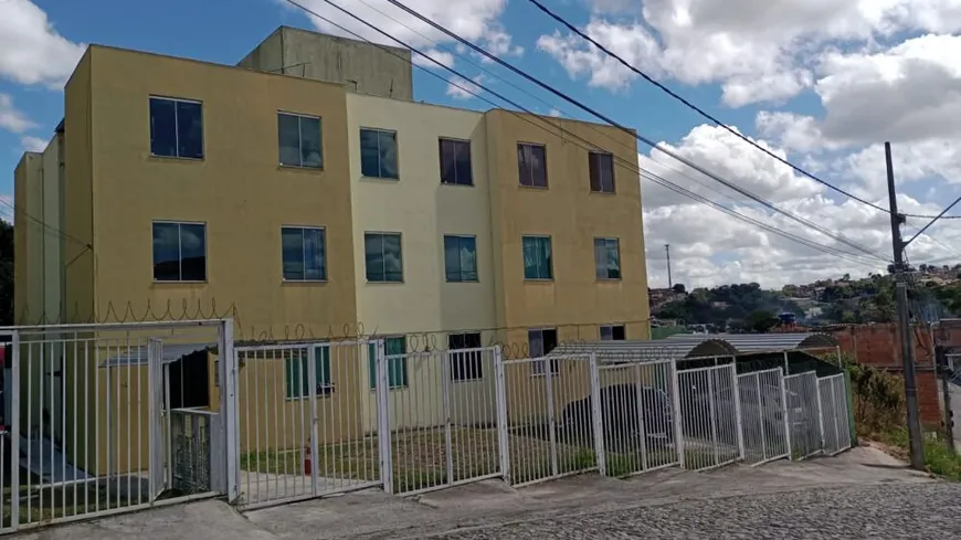 Foto 1 de Apartamento com 2 Quartos à venda, 44m² em Jardim Colonial, Ribeirão das Neves
