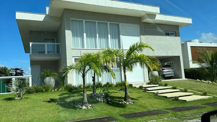Foto 1 de Casa com 4 Quartos à venda, 750m² em Busca-Vida, Camaçari