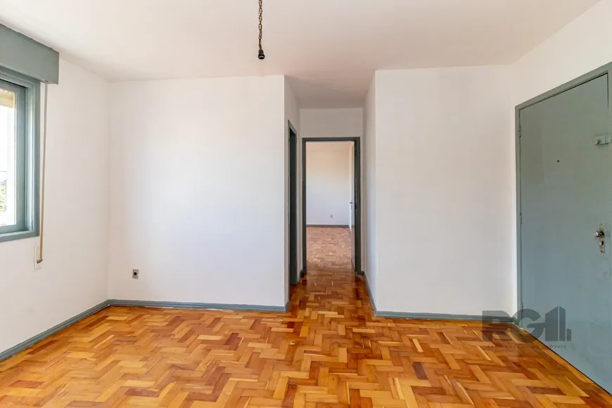 Foto 1 de Apartamento com 1 Quarto à venda, 46m² em Vila Ipiranga, Porto Alegre