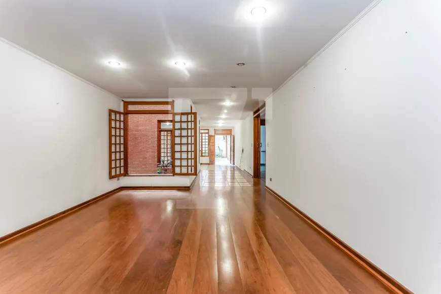 Foto 1 de Casa com 4 Quartos para venda ou aluguel, 494m² em Jardim Paulista, São Paulo