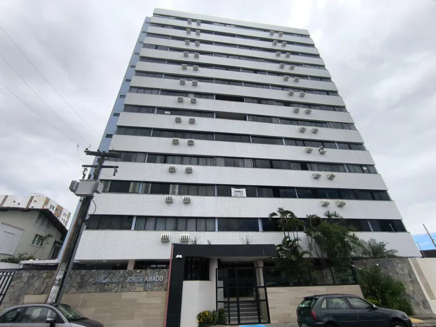 Foto 1 de Apartamento com 3 Quartos para alugar, 200m² em Treze de Julho, Aracaju