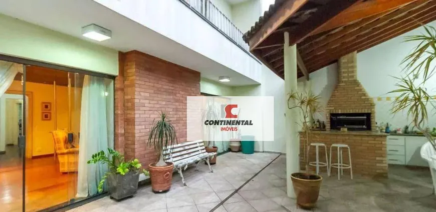 Foto 1 de Casa com 4 Quartos à venda, 300m² em Jardim do Mar, São Bernardo do Campo