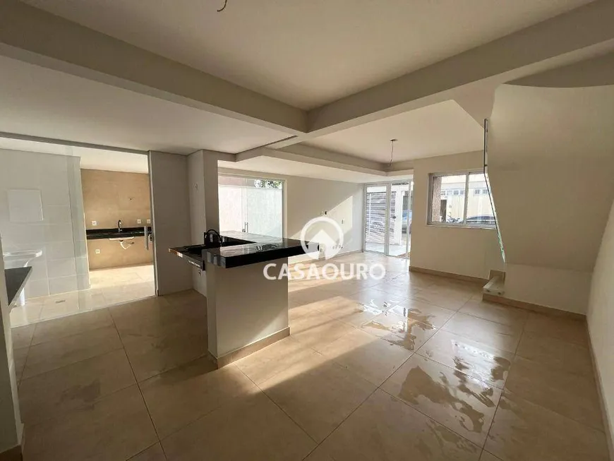 Foto 1 de Casa com 3 Quartos à venda, 112m² em Esplanada, Belo Horizonte