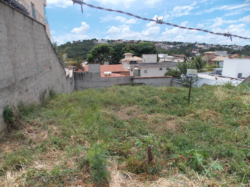 Foto 1 de Lote/Terreno à venda, 437m² em Bela Vista, Lagoa Santa