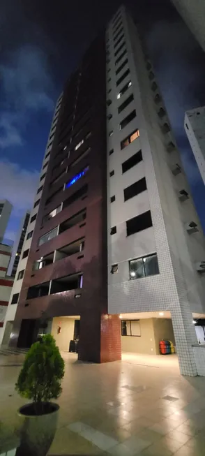 Foto 1 de Apartamento com 2 Quartos à venda, 87m² em Centro, Fortaleza