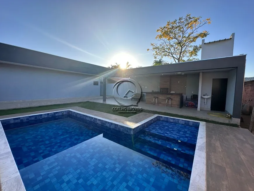 Foto 1 de Casa de Condomínio com 3 Quartos à venda, 670m² em Setor Habitacional Arniqueira, Águas Claras