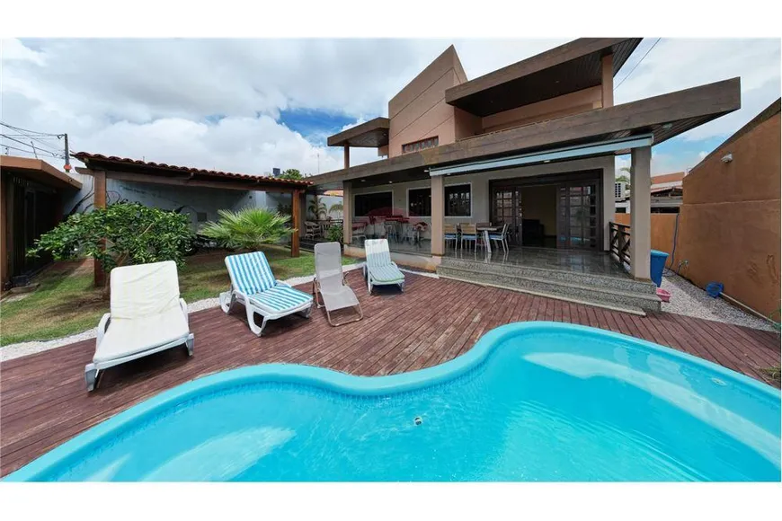 Foto 1 de Casa com 5 Quartos à venda, 450m² em Capim Macio, Natal
