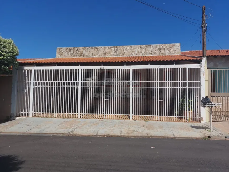 Foto 1 de Casa com 2 Quartos à venda, 210m² em Jardim Castelinho, São José do Rio Preto