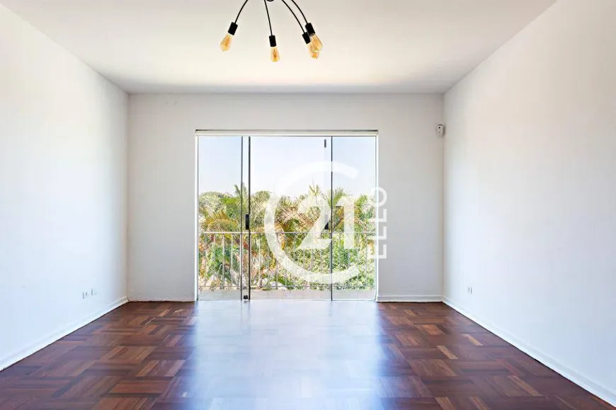 Foto 1 de Casa de Condomínio com 3 Quartos à venda, 239m² em Alto de Pinheiros, São Paulo
