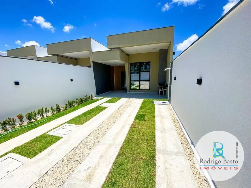 Foto 1 de Casa com 3 Quartos à venda, 113m² em Coacu, Eusébio