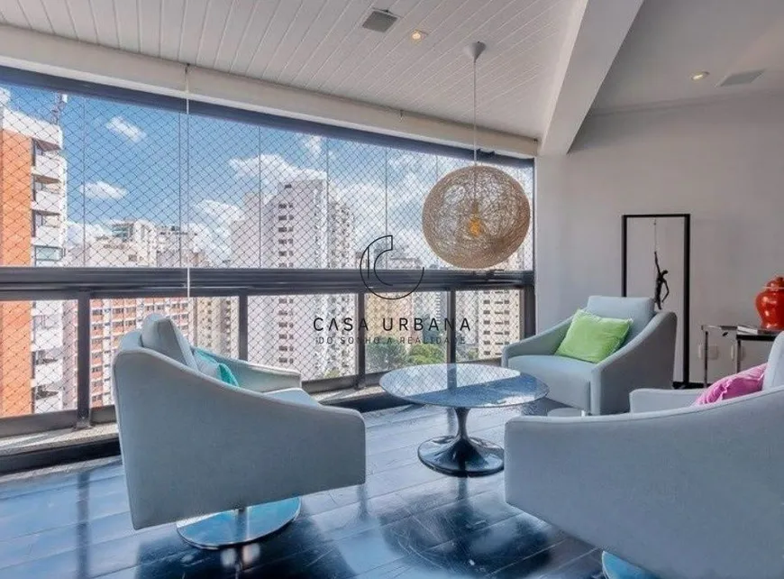 Foto 1 de Apartamento com 3 Quartos à venda, 180m² em Indianópolis, São Paulo