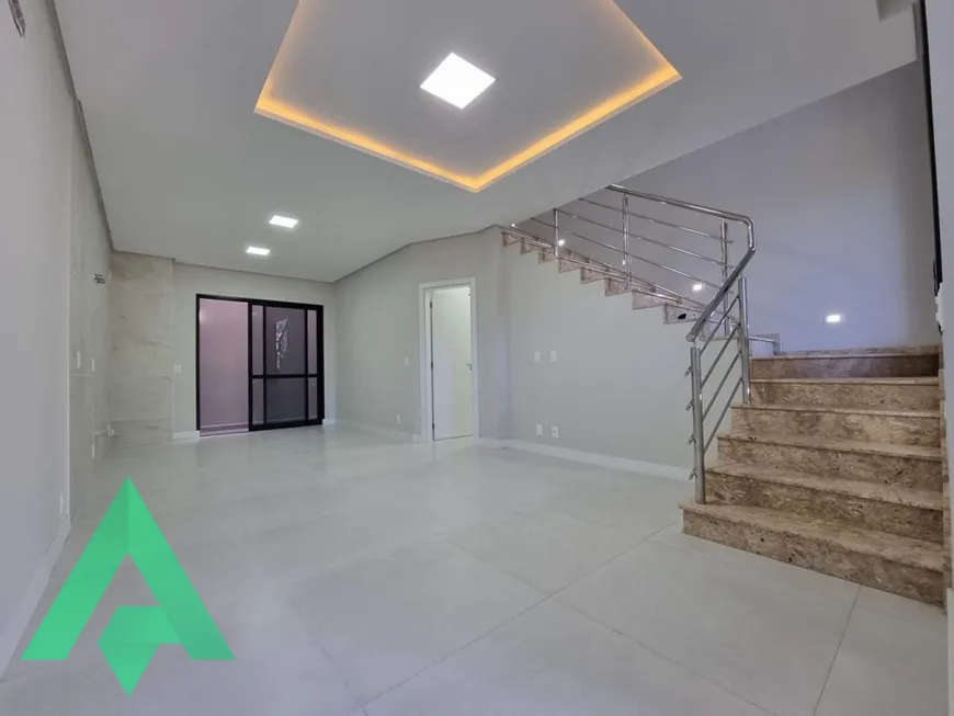 Foto 1 de Casa com 2 Quartos à venda, 93m² em Itoupava Seca, Blumenau