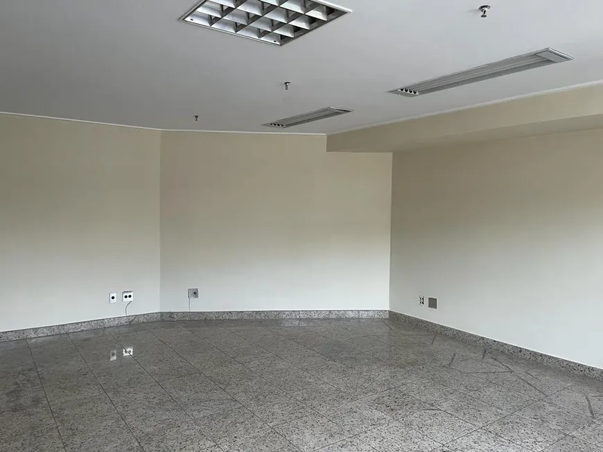 Foto 1 de Sala Comercial para alugar, 45m² em Grajaú, Belo Horizonte