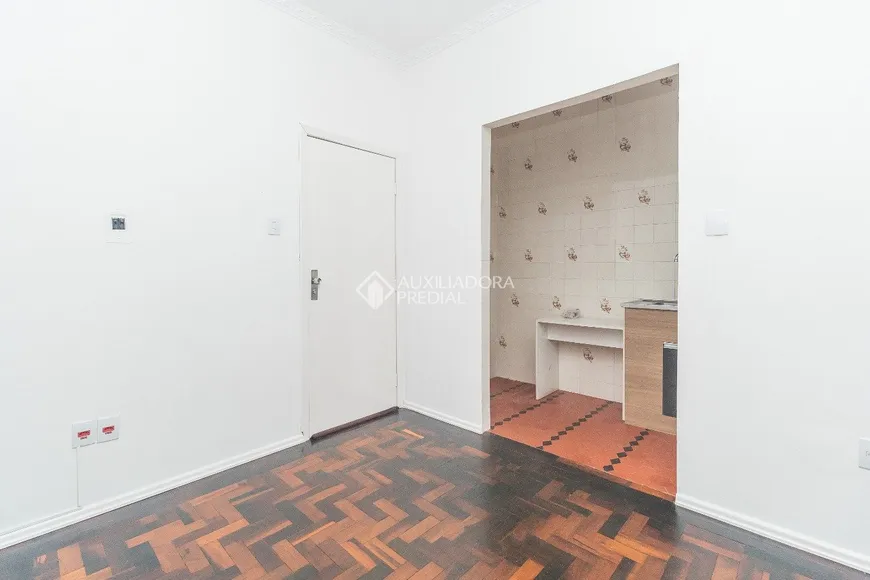 Foto 1 de Apartamento com 1 Quarto para alugar, 65m² em Centro Histórico, Porto Alegre