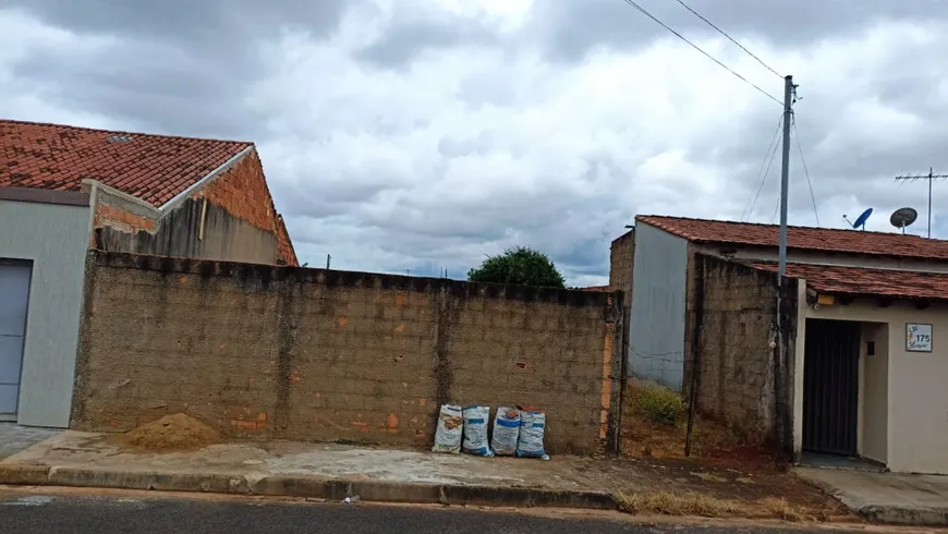 Foto 1 de Lote/Terreno à venda, 300m² em Granada, Uberlândia