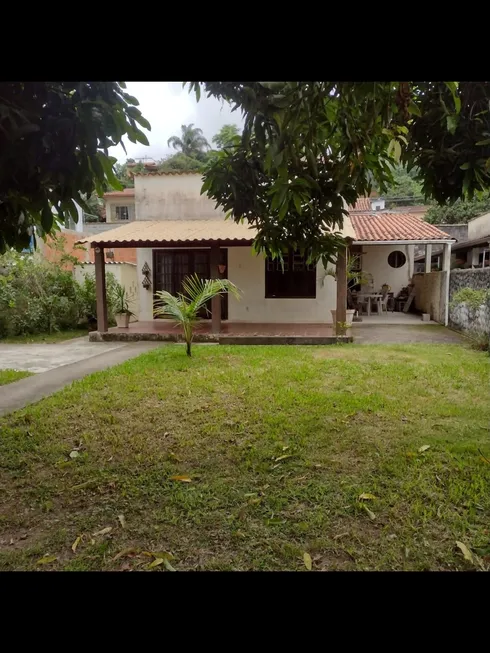 Foto 1 de Casa com 2 Quartos à venda, 360m² em Centro, Maricá