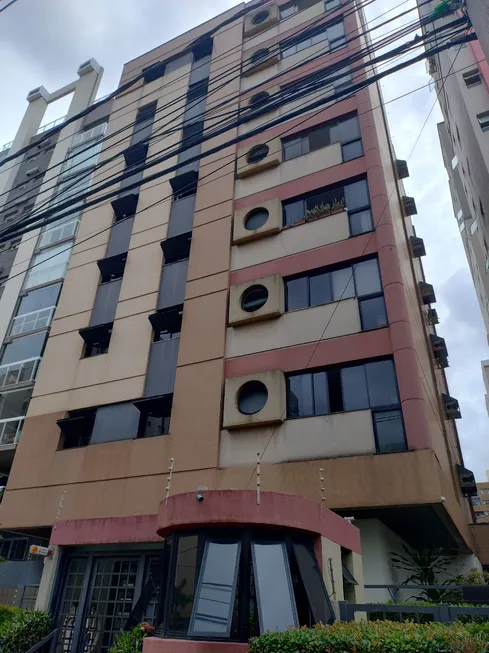 Foto 1 de Apartamento com 3 Quartos para venda ou aluguel, 82m² em Cambuí, Campinas