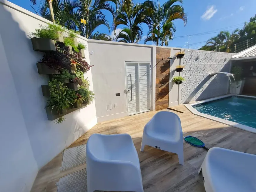 Foto 1 de Casa com 6 Quartos à venda, 270m² em Cancela Preta, Macaé