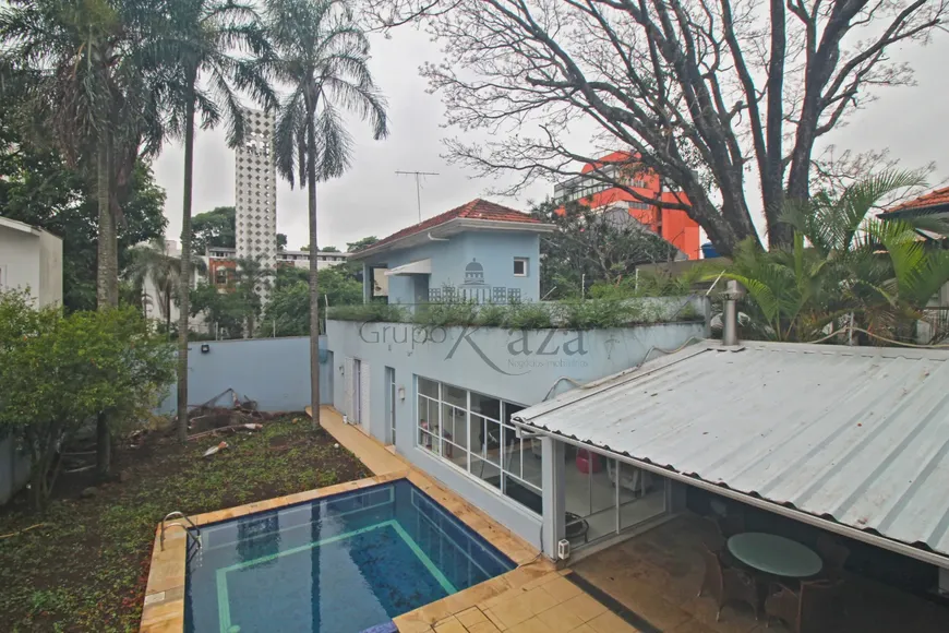 Foto 1 de Casa com 4 Quartos à venda, 525m² em Perdizes, São Paulo