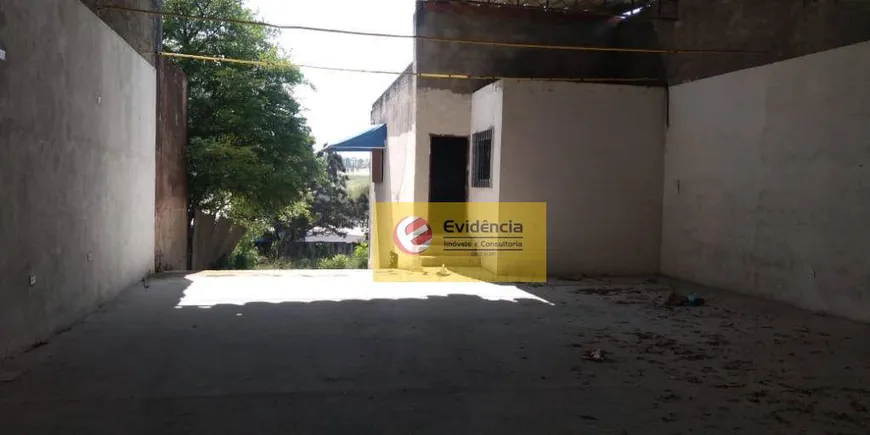 Foto 1 de Lote/Terreno para alugar, 400m² em Vila Pires, Santo André