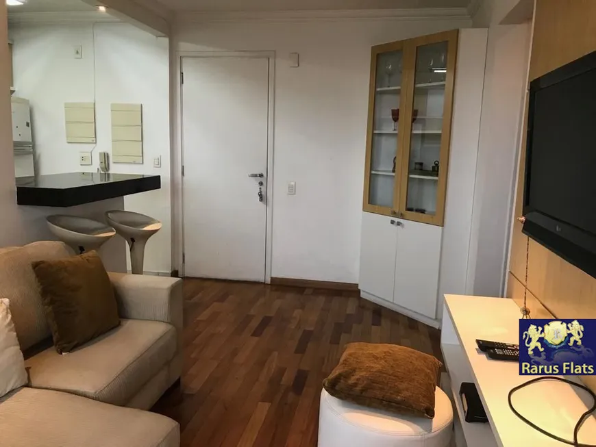 Foto 1 de Flat com 1 Quarto para alugar, 41m² em Vila Olímpia, São Paulo