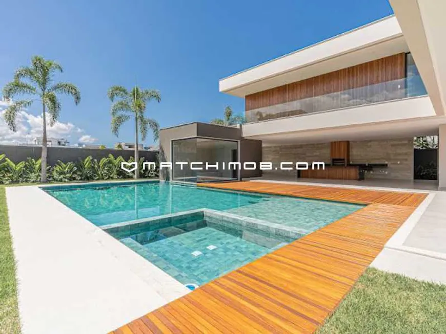 Foto 1 de Casa de Condomínio com 5 Quartos à venda, 980m² em Barra da Tijuca, Rio de Janeiro