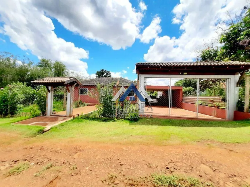 Foto 1 de Fazenda/Sítio com 2 Quartos à venda, 200m² em Usina Três Bocas, Londrina