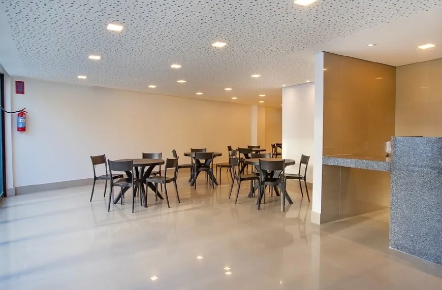 Foto 1 de Apartamento com 2 Quartos à venda, 57m² em Encruzilhada, Recife