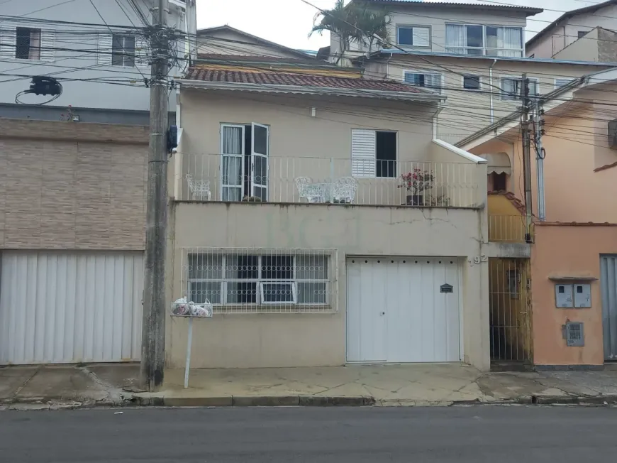 Foto 1 de Casa com 3 Quartos à venda, 98m² em Santa Angela, Poços de Caldas