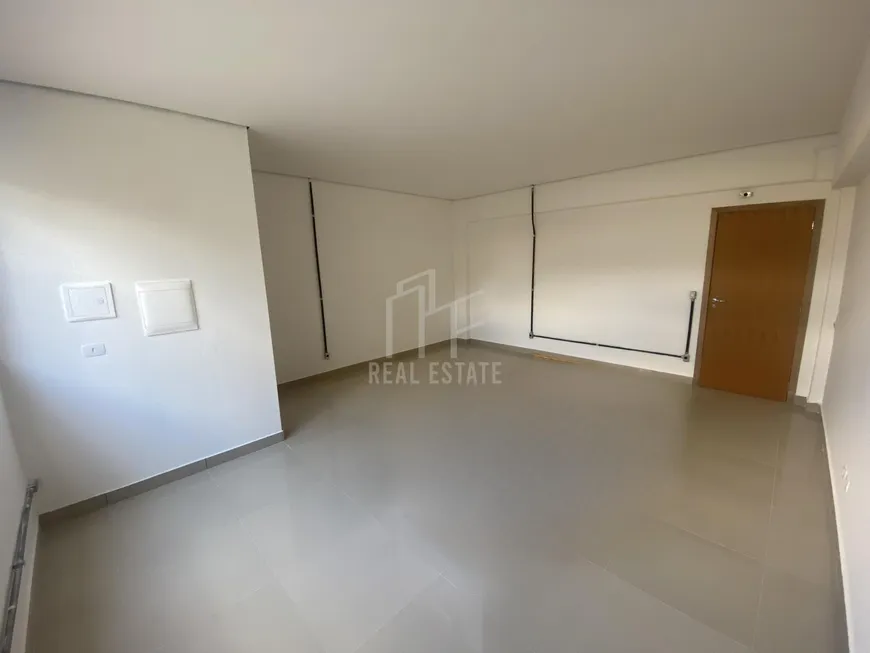 Foto 1 de Sala Comercial para alugar, 30m² em Vila Ipiranga, Londrina