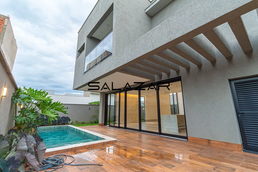 Foto 1 de Casa de Condomínio com 4 Quartos à venda, 295m² em Residencial Goiânia Golfe Clube, Goiânia