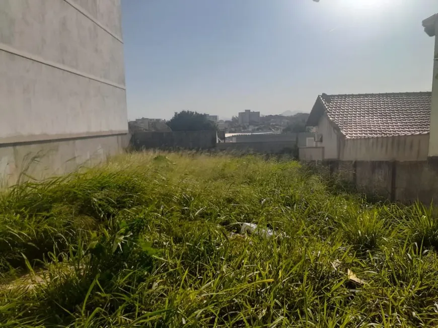 Foto 1 de Lote/Terreno à venda, 360m² em Vila Capri, Araruama