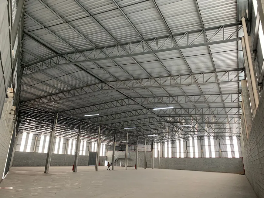 Foto 1 de Galpão/Depósito/Armazém para venda ou aluguel, 3500m² em Industrial, Itaquaquecetuba